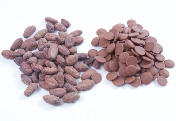 250 g milk chocolate 37 % Schokinag at sweetART
